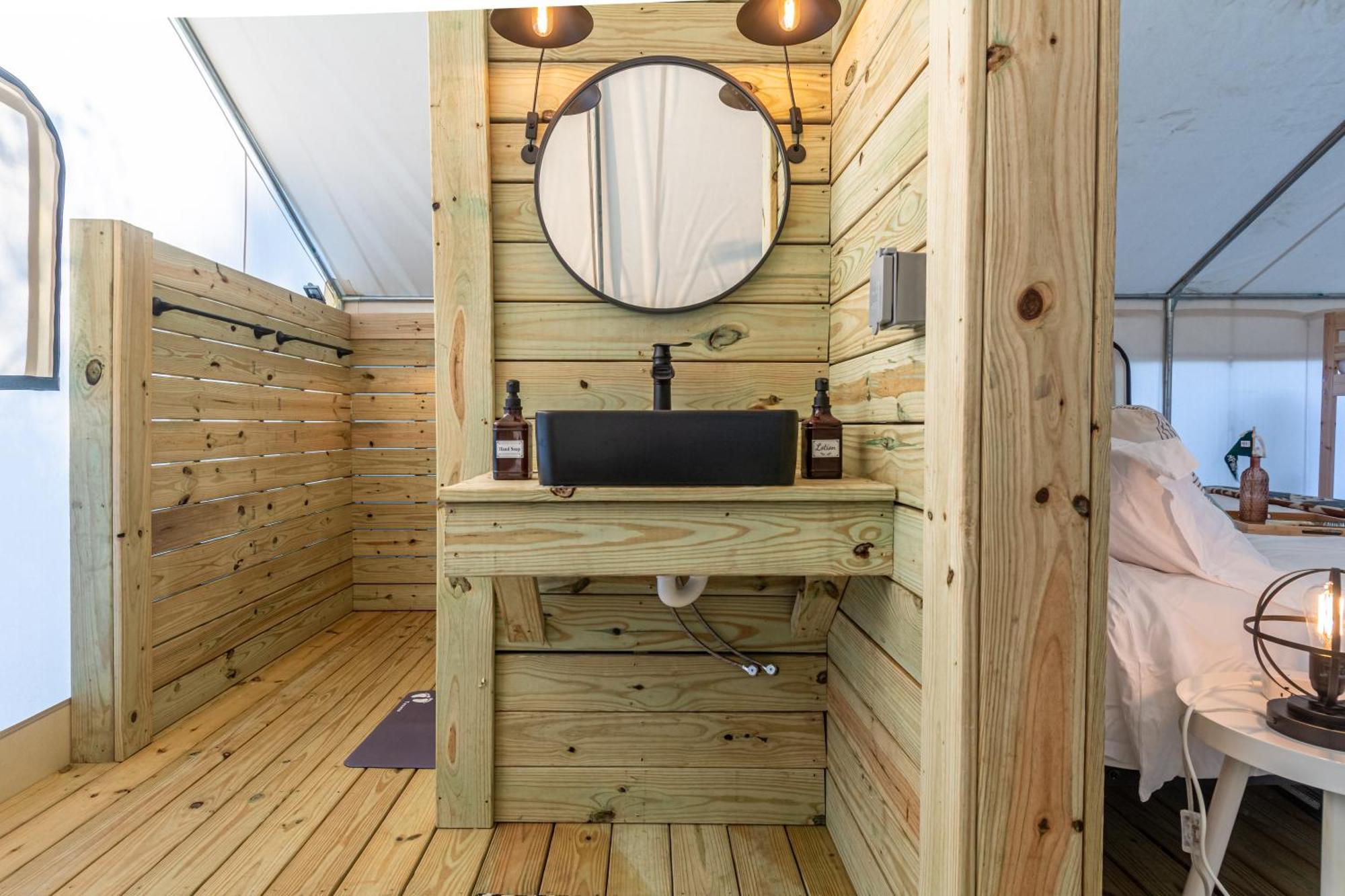 Timberline Glamping Orange Beach ガルフ・ショアーズ エクステリア 写真